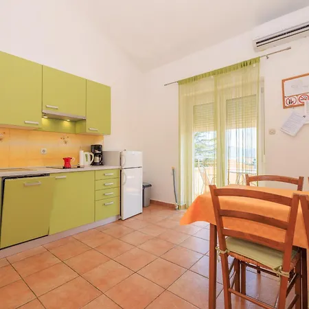 Antares N3 Close To Center Apartment *